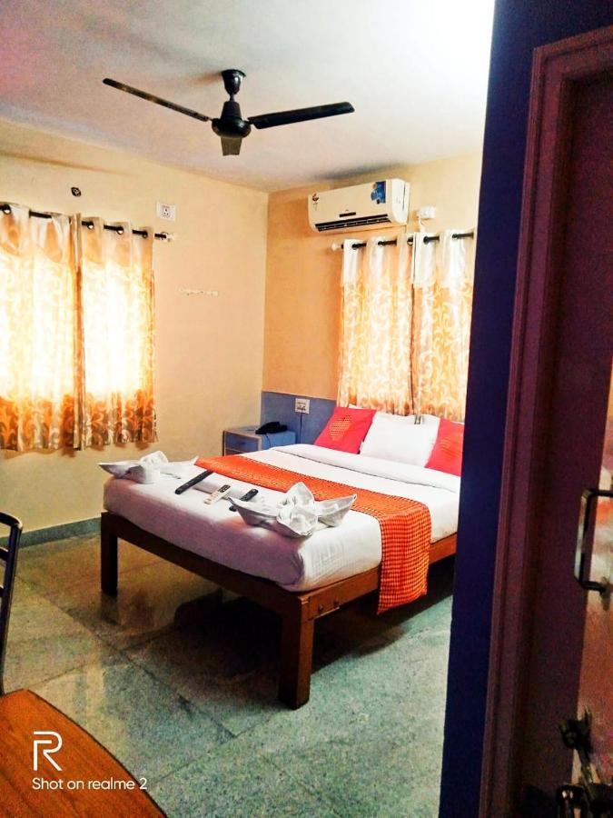 Oyo 75854 Hotel Harsha Residency Bengaluru Kültér fotó