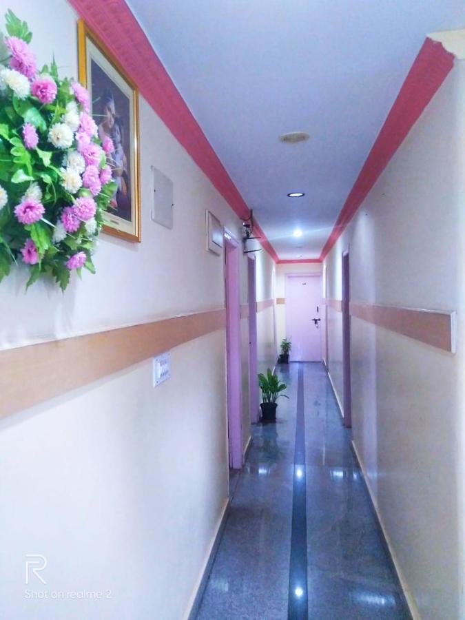 Oyo 75854 Hotel Harsha Residency Bengaluru Kültér fotó