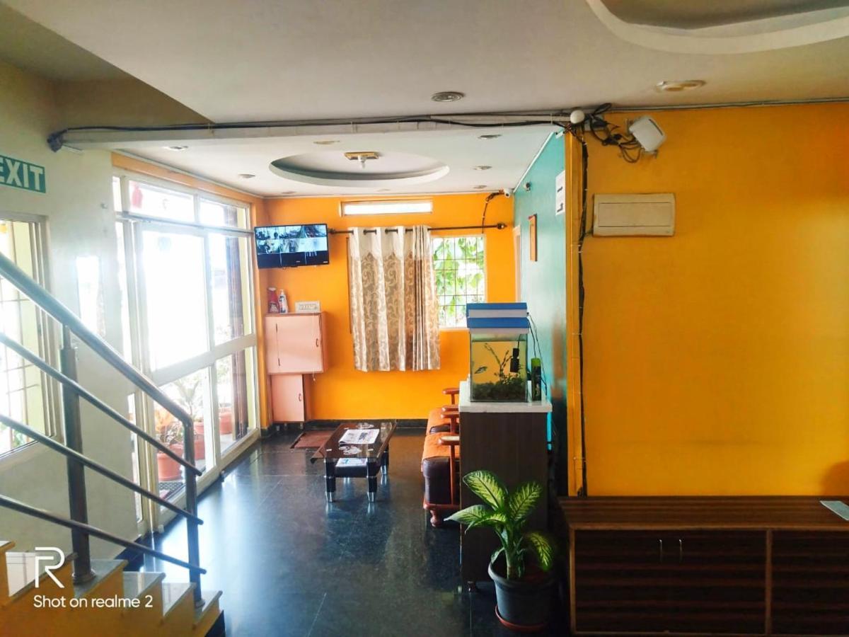 Oyo 75854 Hotel Harsha Residency Bengaluru Kültér fotó