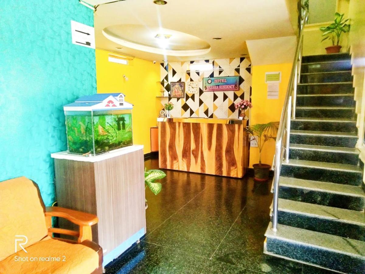 Oyo 75854 Hotel Harsha Residency Bengaluru Kültér fotó